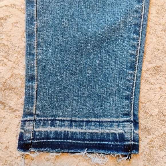 NWT 33 16 Levi's 721 High Rise Skinny Distressed Raw Edge Hem Denim Jeans NEW - Picture 9 of 12